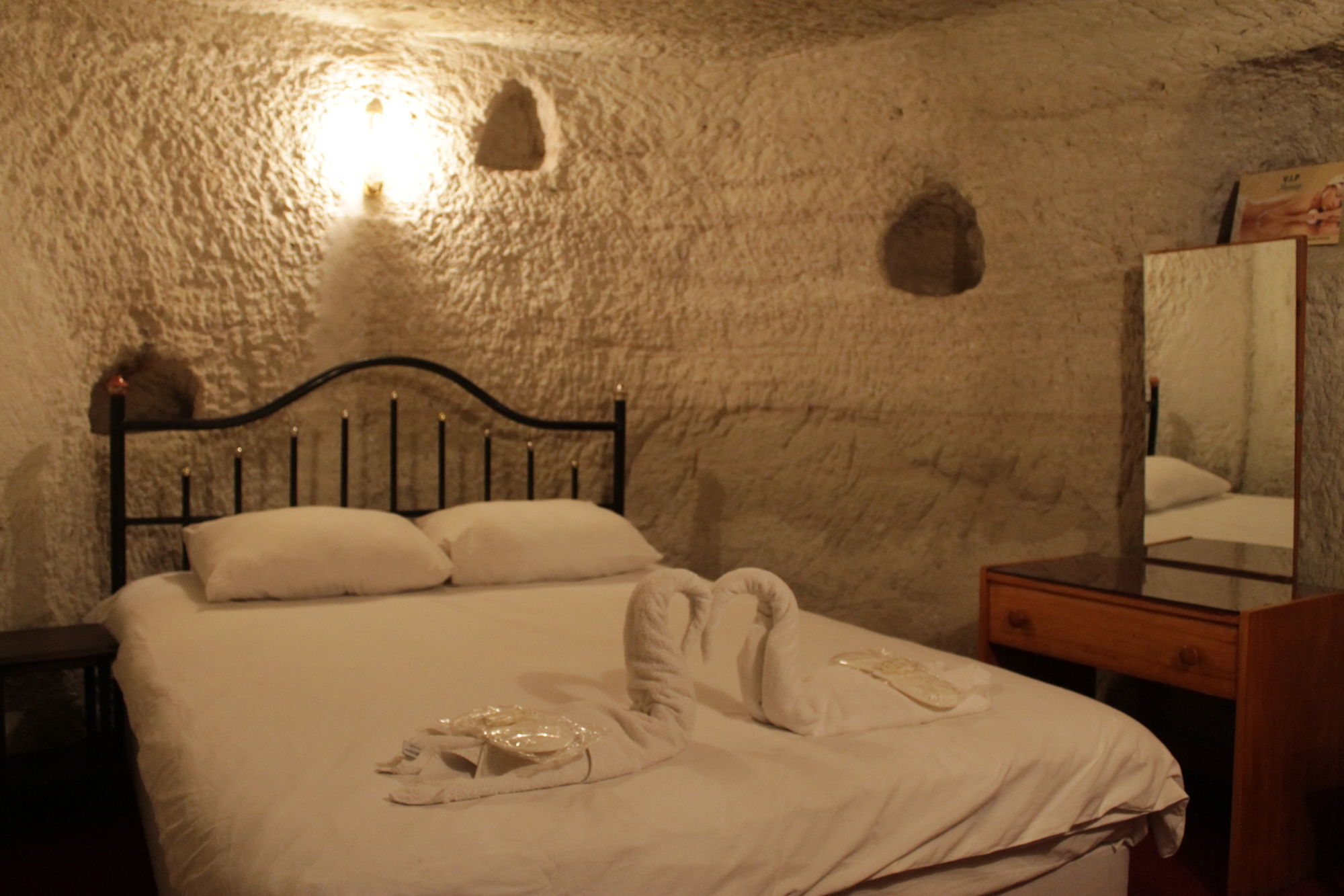 Yasin'S Place Backpackers Cave Hostel Göreme Exteriér fotografie