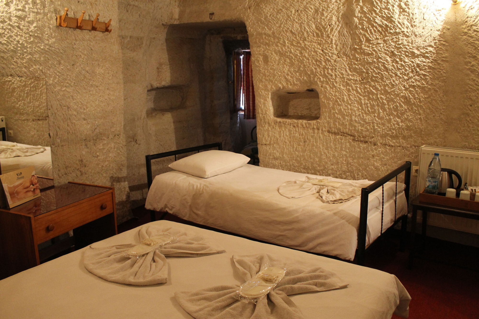 Yasin'S Place Backpackers Cave Hostel Göreme Exteriér fotografie